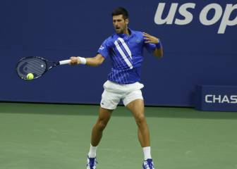 Djokovic thrown out of US Open after hitting line judge with ball