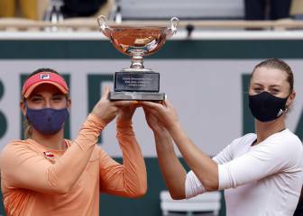 Mladenovic llora de alegría por repetir título con Babos