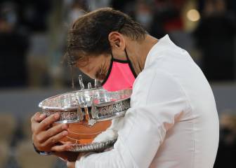 Nadal machaca a Djokovic para ganar su 13º Roland Garros