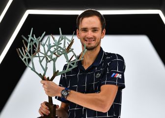 Medvedev deja fuera a Federer del top-4 del ranking ATP