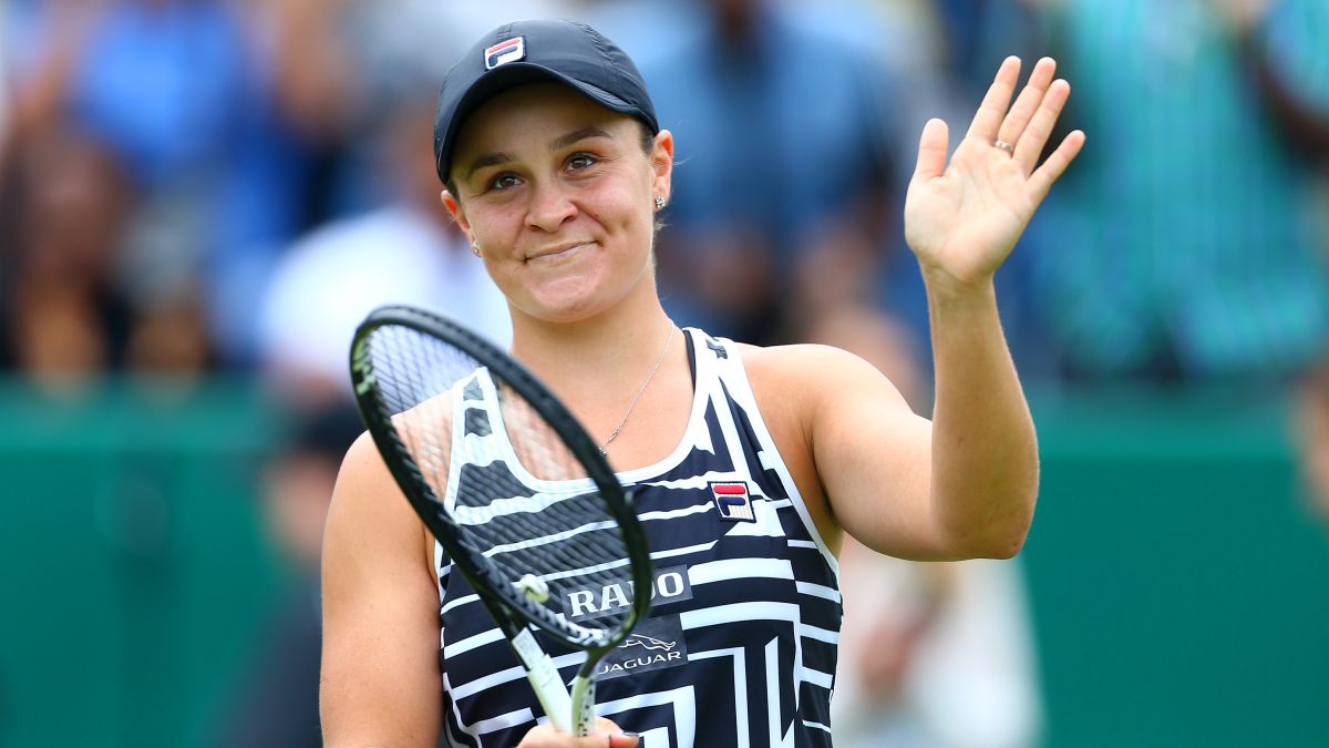 Ashleigh Barty, forced to Apologize for entering a Supermarket without a Mask