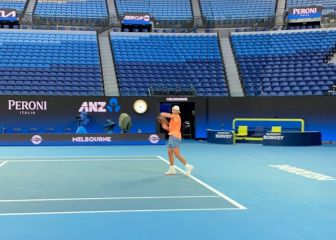 Nadal se entrena, pero no jugará contra Grecia en la ATP Cup