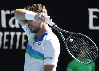 Wawrinka deja escapar tres bolas de partido en el super tie-break