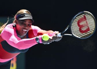 'Queen' Serena exhibe músculo para meterse en tercera ronda