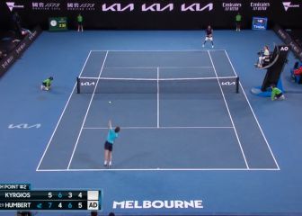 Bola de partido en contra para Kyrgios y el punto y sobre todo la reacción son oro puro