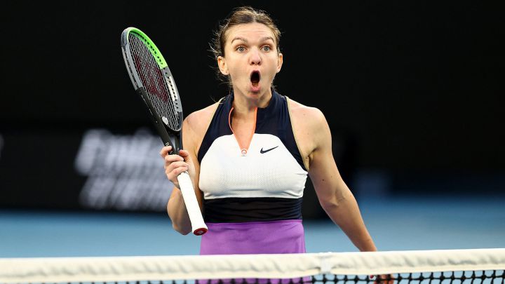 Simona Halep celebra su victoria ante Veronika Kudermetova en su partido de tercera ronda del Open de Australia.