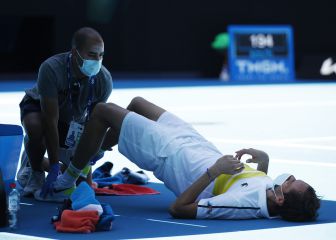 Medvedev sufre por primera vez y pelea con su entrenador