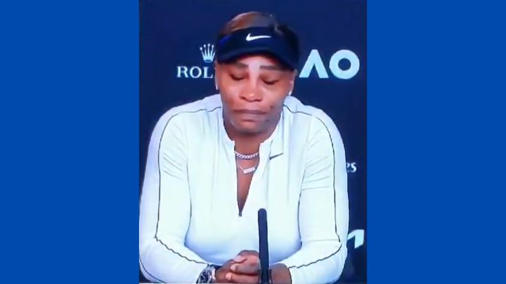 Serena Williams se va llorando en medio de la rueda de prensa