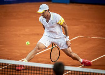 Andújar avanza en Buenos Aires; Carballés se despide