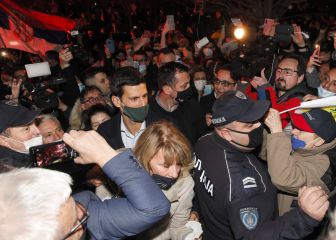 Djokovic la vuelve a liar con una fiesta multitudinaria en Belgrado