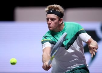 Davidovich y Zapata avanzan en su debut en Dubái