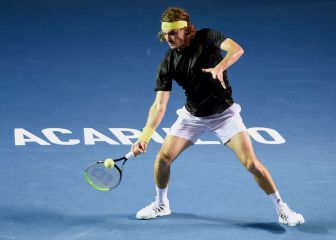 Tsitsipas, Musetti y Zverev pasan a semifinales en Acapulco