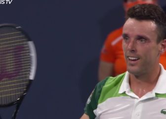 Bautista se carga a Medvedev y se planta en semis de Miami