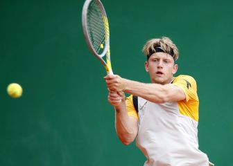 Davidovich gana a De Miñaur en su primer partido en Montecarlo