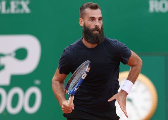 Paire la vuelve a liar en el Godó: escupitajos, patadas a la red...