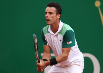 Bautista se deshace sin problemas de Pablo Andújar