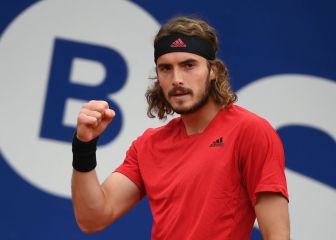 Auger-Aliassime y Tsitsipas, a cuartos por la vía rápida