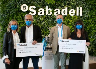 Banco Sabadell entrega los 'aces' solidarios a Fundación Probitas y al Hospital Germans Trias i Pujol