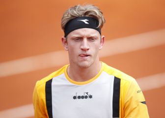 Davidovich pasa a octavos en Estoril a costa de Andújar