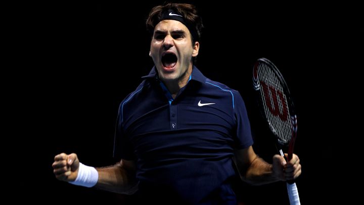 Roger Federer celebra su victoria ante Jo-Wilfried Tsonga en las ATP World Tour Finals de Londres de 2011.