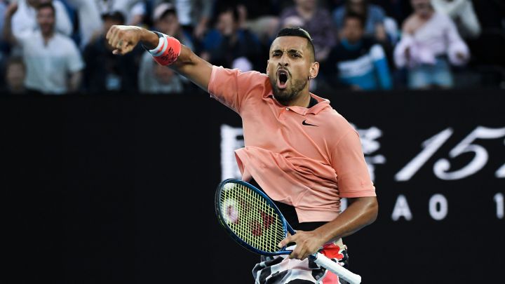 Nick Kyrgios celebra un punto durante su partido ante Rafa Nadal en el Open de Australia 2020.