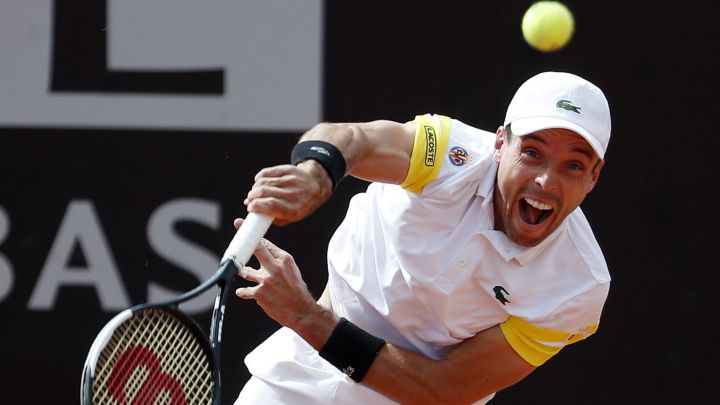 Roberto Bautista serves during his match against Tommy Paul at the 1,000 Masters in Rome.