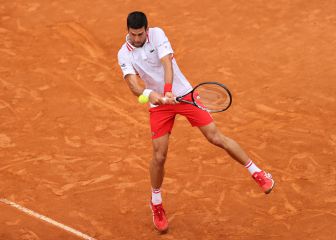 La lluvia no puede con Djokovic