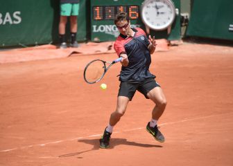 Once tenistas españoles buscan su billete a Roland Garros