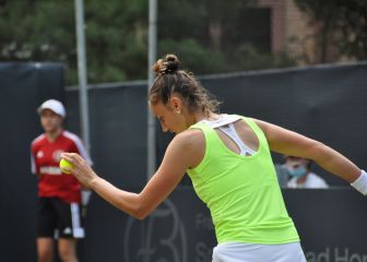 Sorribes pasa a semifinales tras el abandono de Azarenka