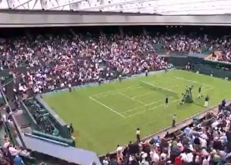 La escena de Wimbledon antes del partido de Djokovic que es un ejemplo al mundo