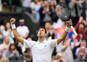 Djokovic se exhibe tras perder el primer set en su estreno