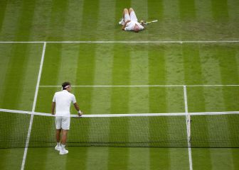 Federer se libra de un lío
