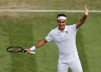 Federer mejora con otra humillación a un francés