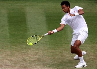 Djokovic no falla y Federer se despide ante Hurkacz