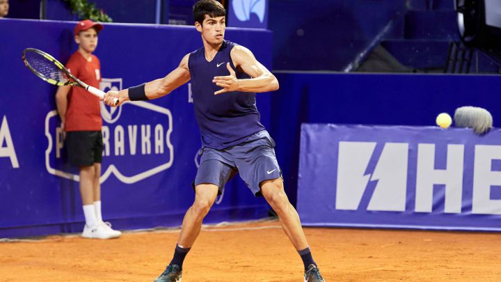 Carlos Alcaraz falls in his debut against Austrian Alexander Erler