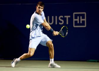 Alcaraz tumba a Fucsovics y ya está en cuartos