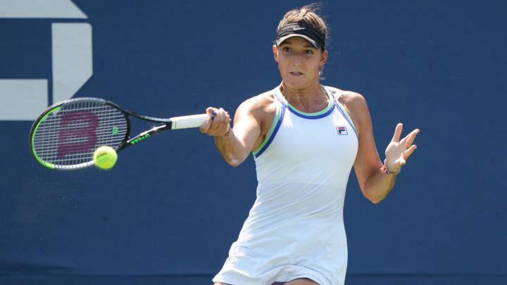 Rebeka Masarova in action during a qualifying match at the 2021 US Open, Friday, Aug. 27, 2021 in Flushing, NY.  (Darren Carroll / USTA)