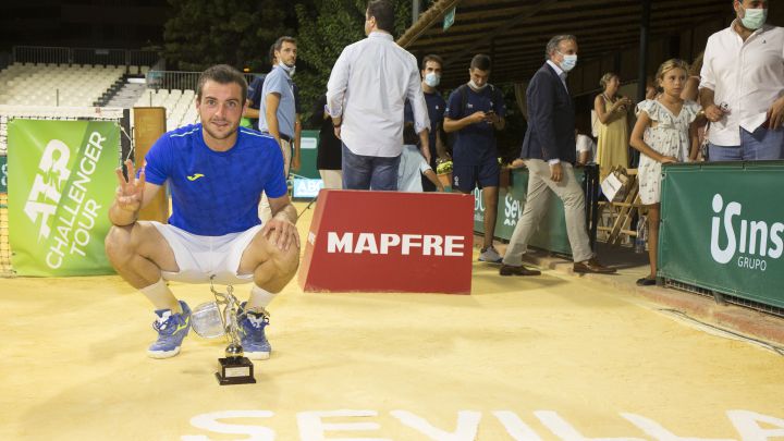 Martínez gana en dos sets la final del Challenger de Sevilla