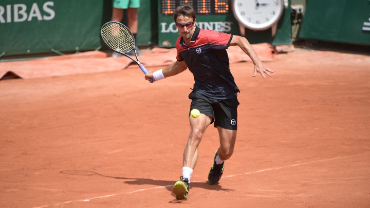 El tenista español Tommy Robredo, durante un partido en Roland Garros de 2017.