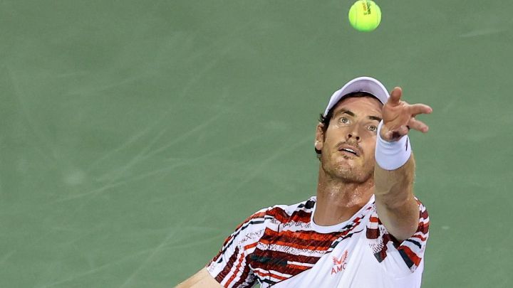 Andy Murray serves during his match against Denis Kudla in the San Diego tournament.