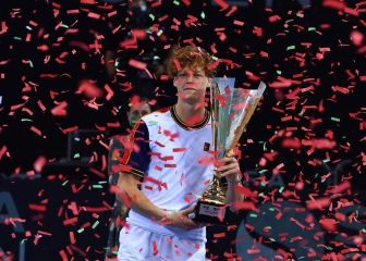 Sinner revalida su corona