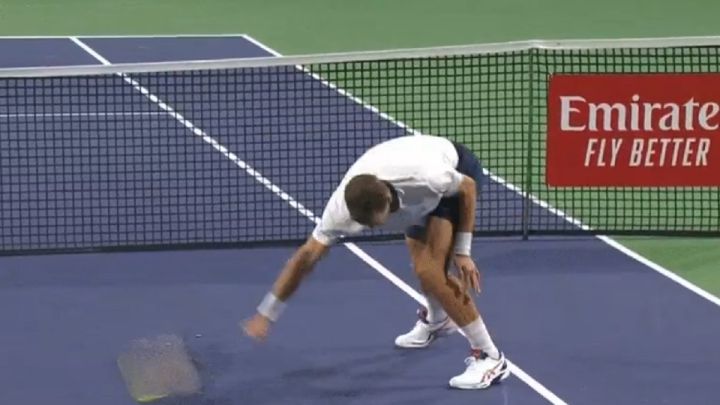 Pospisil, facing a $ 30,000 fine for destroying the racket