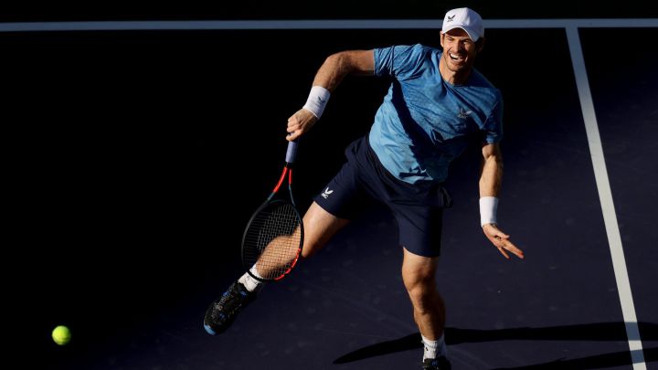 Andy Murray returns a ball during his match against Alexander Zverev at the BNP Paribas Open, the Indian Wells Masters 1,000, at the Indian Wells Tennis Garden in Indian Wells, California.