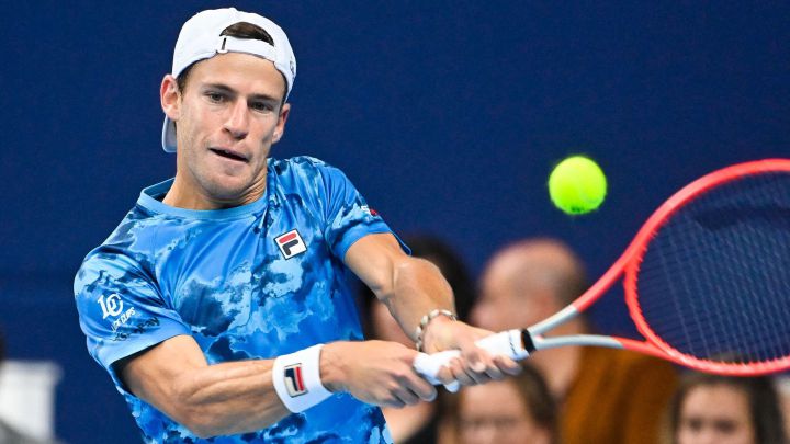 Argentina's Diego Schwartzman returns the ball to US' Brandon Nakashima during the Open Tennis ATP tournament 1/4 finals in Antwerp, on October 22, 2021. (Photo by LAURIE DIEFFEMBACQ / Belga / AFP) / Belgium OUT