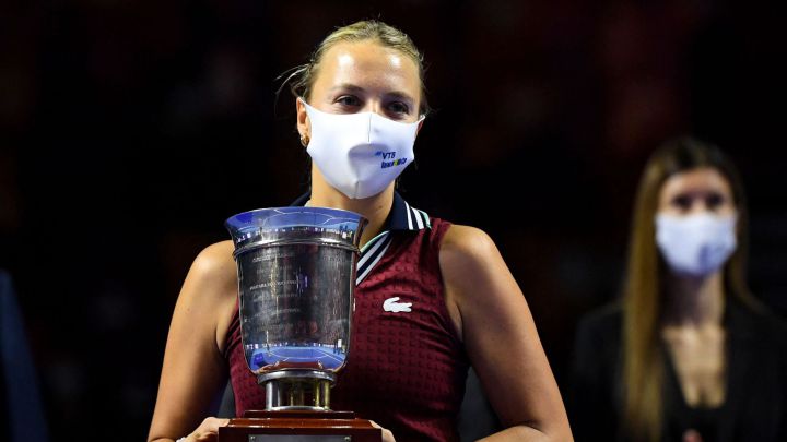 Kontaveit, 14th, struggles with Jabeur, 8th, to reach Guadalajara