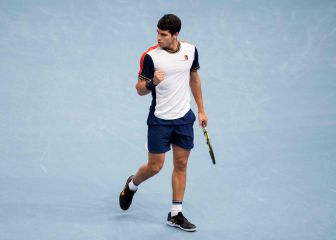 Alcaraza maravilla y se impone a Berrettini, séptimo del mundo
