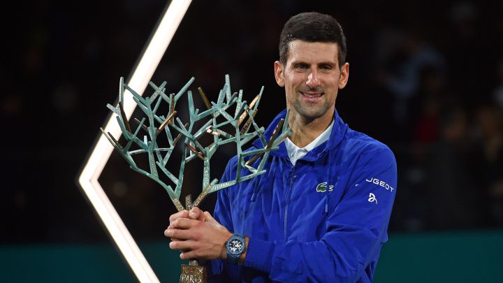 How much money does Novak Djokovic take as a prize for winning the Master of Paris Bercy
