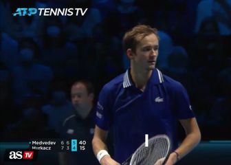 Medvedev se repone para vencer a Hurkacz en el estreno
