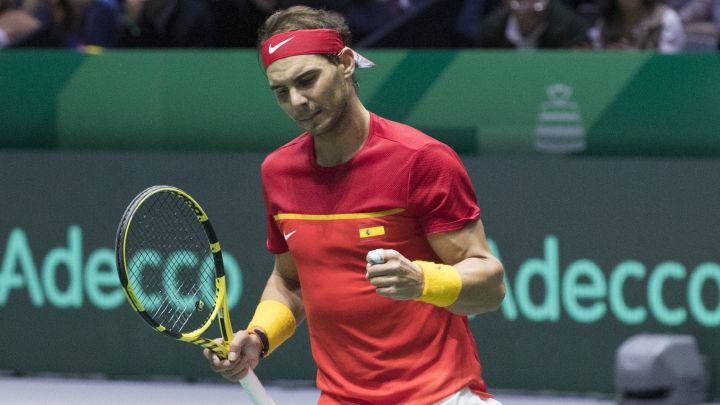 Rafa Nadal celebra un punto durante su partido ante Denis Shapovalov en la final de la Copa Davis de 2019 entre España y Canadá.