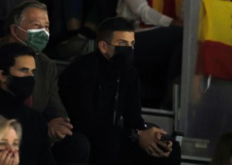 Piqué sigue la eliminatoria de España en el Madrid Arena